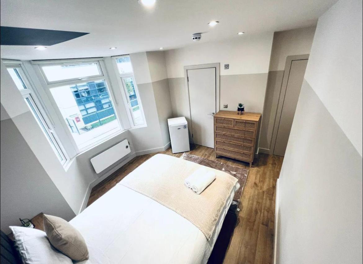 London South Charming Ensuite Look Like Hotel Designer Room Exteriör bild