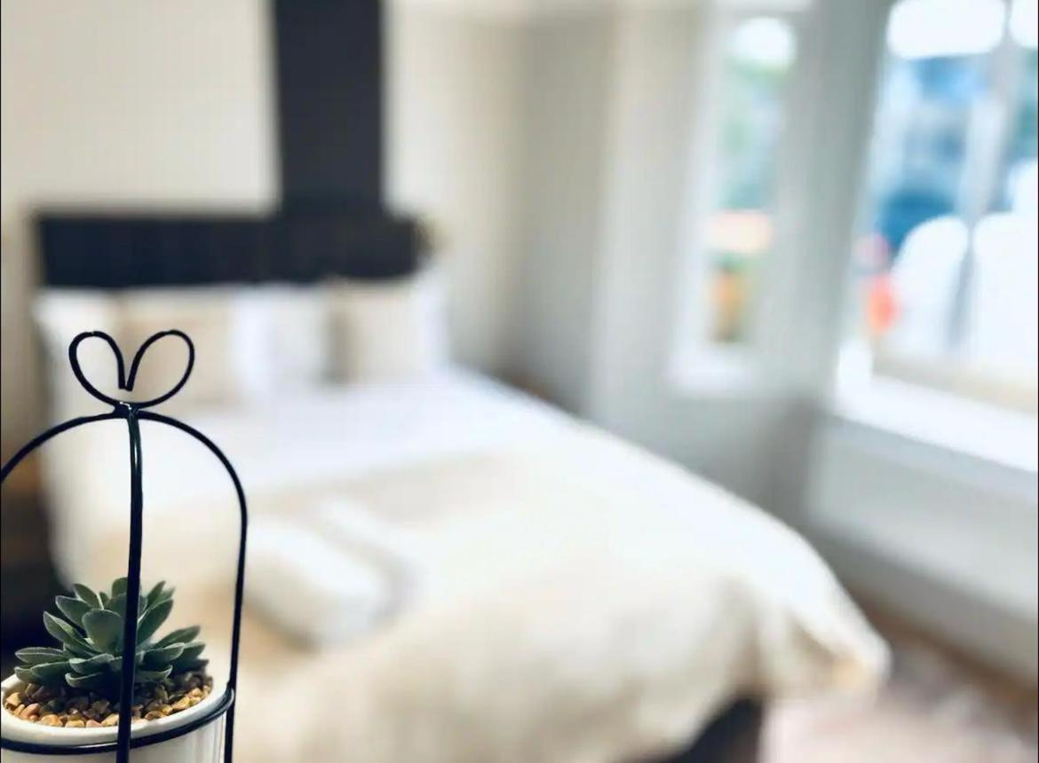 London South Charming Ensuite Look Like Hotel Designer Room Exteriör bild